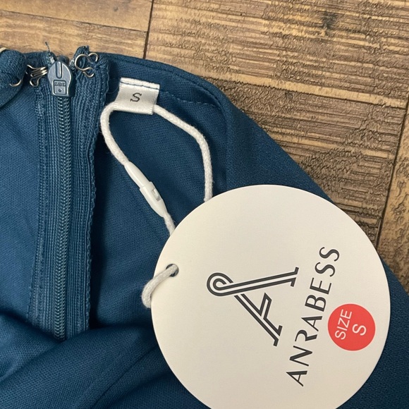 Chic Teal One-Shoulder Jumpsuit - Picture 2 of 6